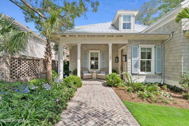 4202 1st Street, St. Simons Island, GA 31522