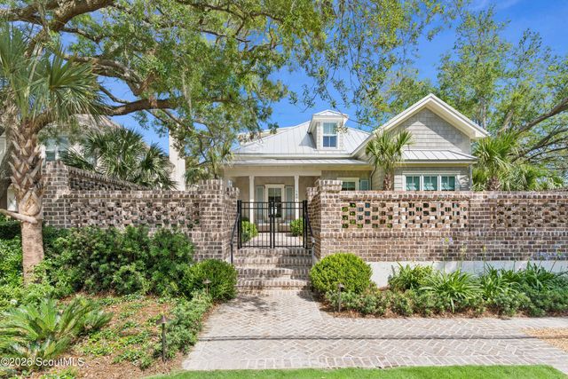 4202 1st Street, St. Simons Island, GA 31522
