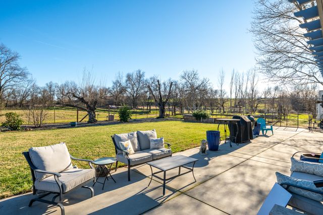 5340 Balls Ferry Road, Anderson, CA 96007