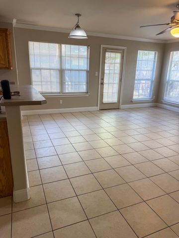 1611 Park Place, Sherman, TX 75092