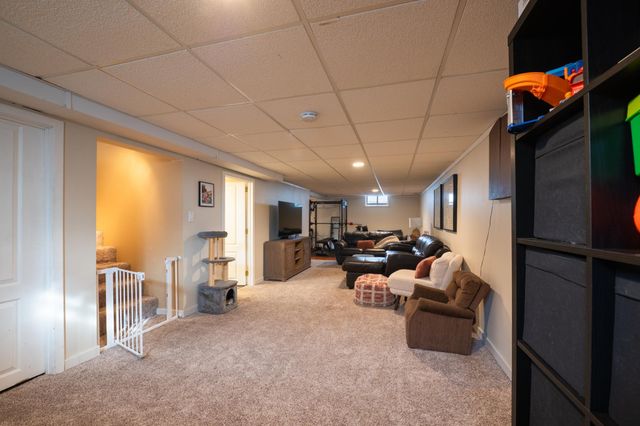 7267 Cleve Avenue E, Inver Grove Heights, MN 55076