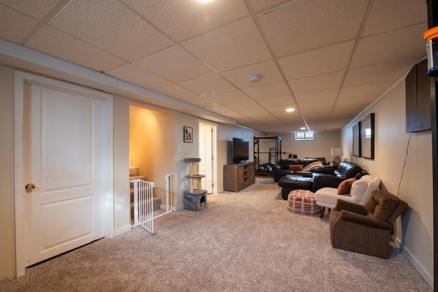 7267 Cleve Avenue E, Inver Grove Heights, MN 55076