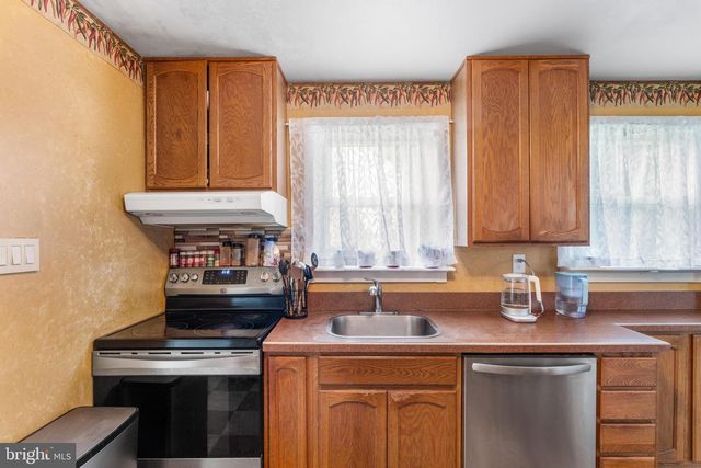 4713 TREMONT AVE, Feasterville Trevose, PA 19053