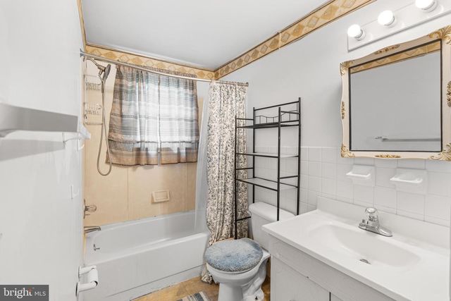 4713 TREMONT AVE, Feasterville Trevose, PA 19053