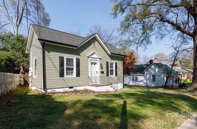 224 W 4th Avenue, Gastonia, NC 28052