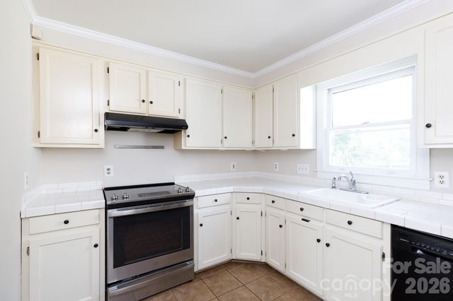 224 W 4th Avenue, Gastonia, NC 28052