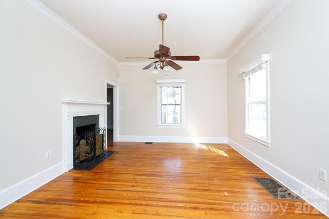 224 W 4th Avenue, Gastonia, NC 28052