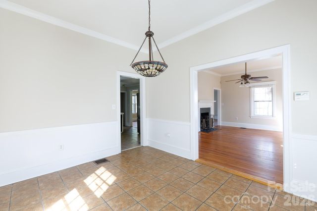 224 W 4th Avenue, Gastonia, NC 28052