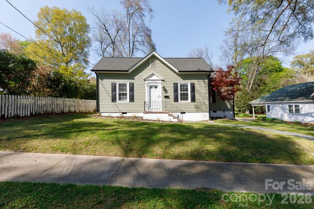 224 W 4th Avenue, Gastonia, NC 28052