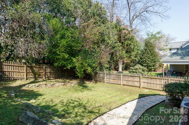 224 W 4th Avenue, Gastonia, NC 28052