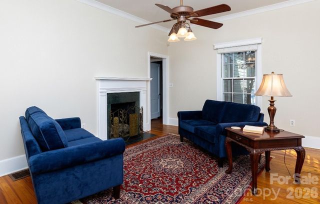 224 W 4th Avenue, Gastonia, NC 28052