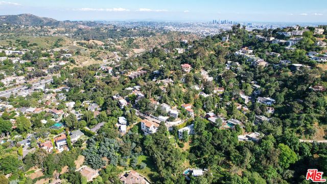 7207 Woodrow Wilson Drive, Los Angeles, CA 90068