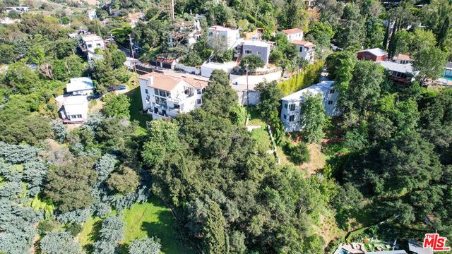 7207 Woodrow Wilson Drive, Los Angeles, CA 90068