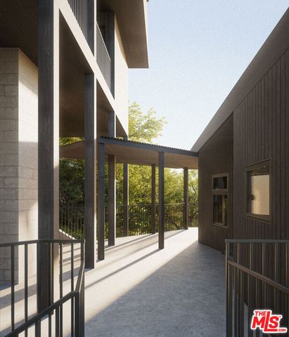 7207 Woodrow Wilson Drive, Los Angeles, CA 90068