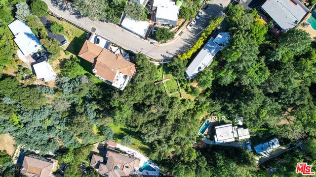7207 Woodrow Wilson Drive, Los Angeles, CA 90068