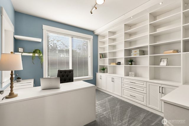 21804 Quiet Water Loop, Lake Tapps, WA 98391