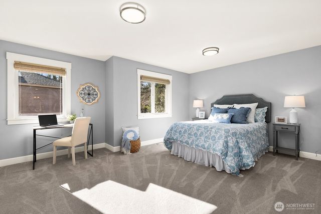 21804 Quiet Water Loop, Lake Tapps, WA 98391