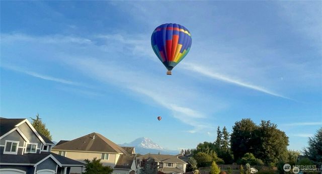 21804 Quiet Water Loop, Lake Tapps, WA 98391