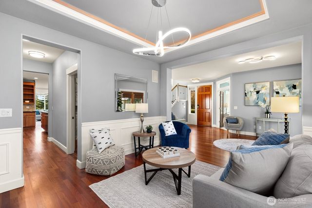 21804 Quiet Water Loop, Lake Tapps, WA 98391