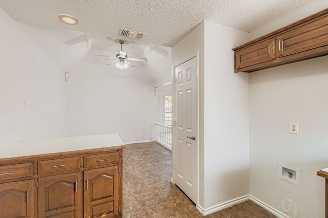 305 Bryan Place, Cedar Hill, TX 75104