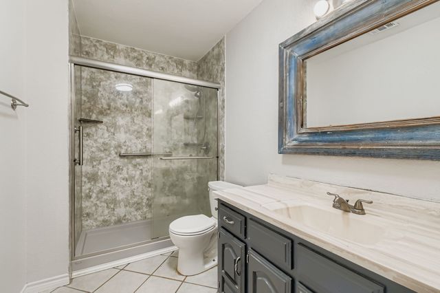 305 Bryan Place, Cedar Hill, TX 75104