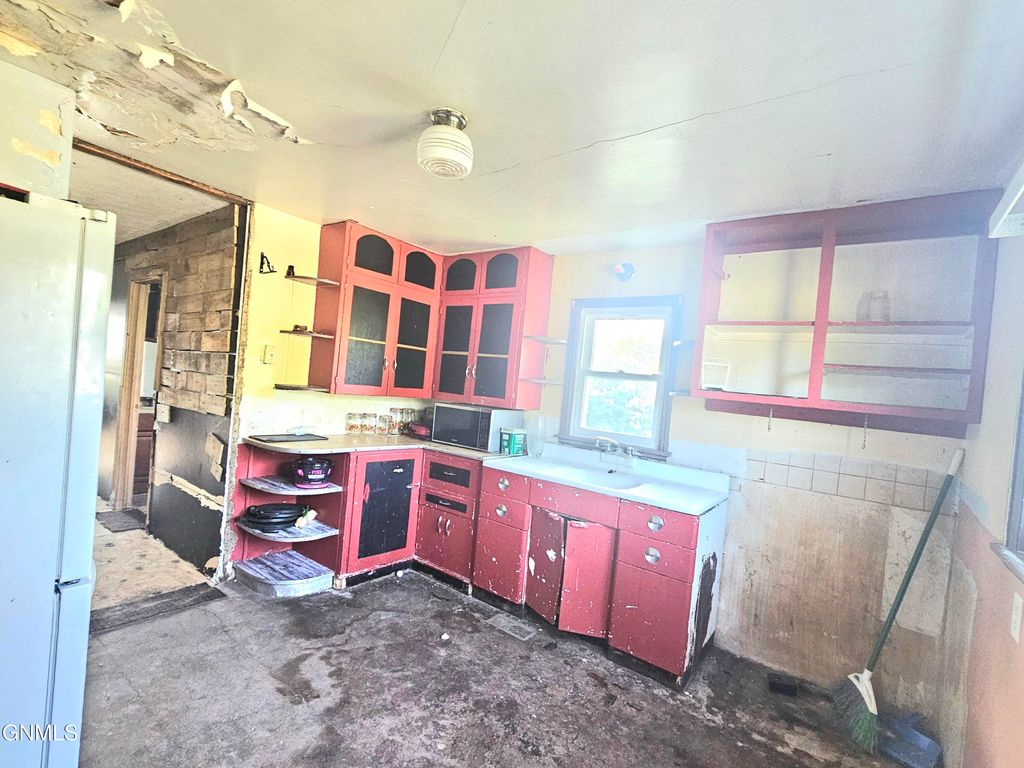 202 Jetson Street, Grenora, ND 58845 photo 14