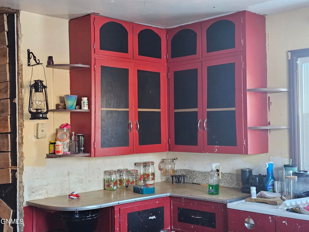 202 Jetson Street, Grenora, ND 58845 photo 15