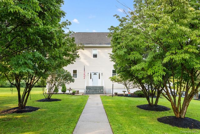 75 Sunset Drive, Patterson, NY 12563