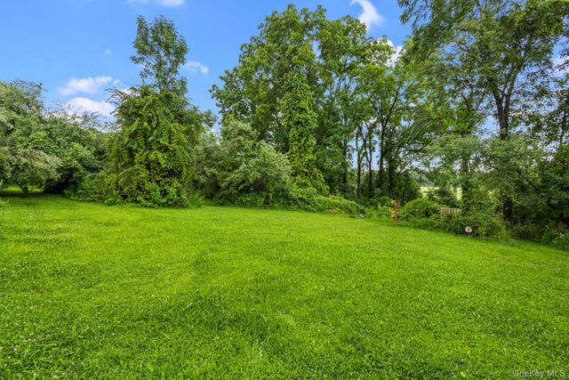 75 Sunset Drive, Patterson, NY 12563