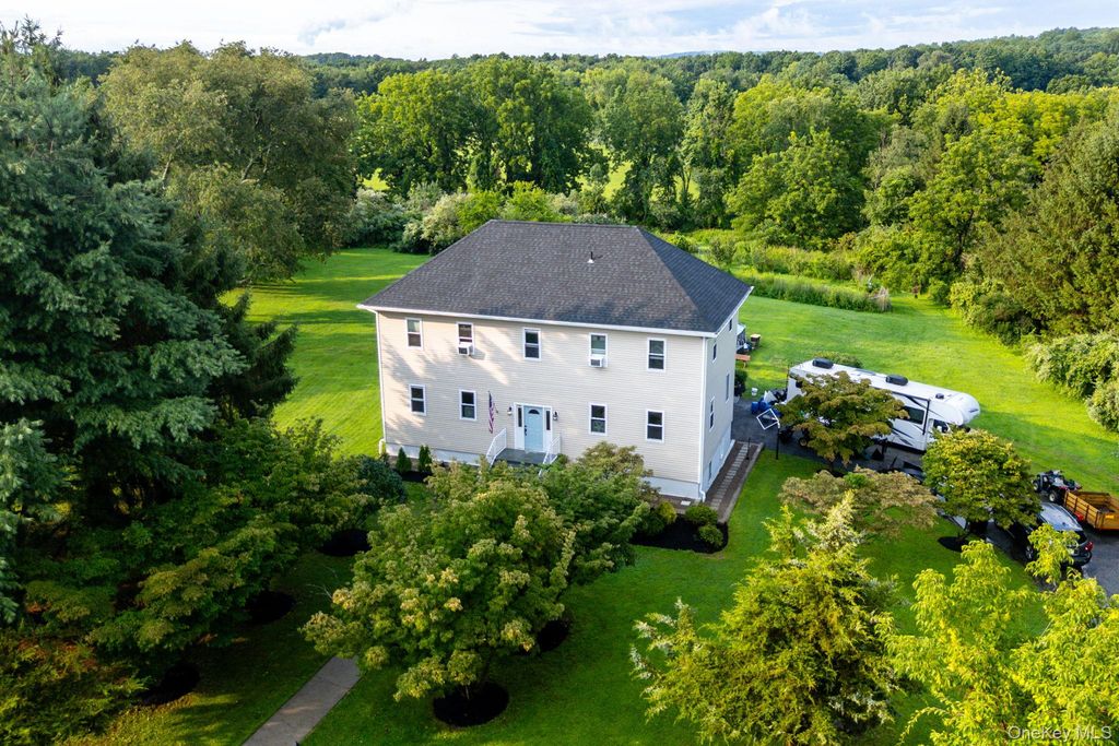 75 Sunset Drive, Patterson, NY 12563