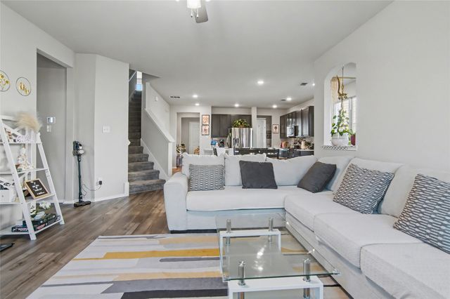 7912 Schooner Drive, Fort Worth, TX 76179