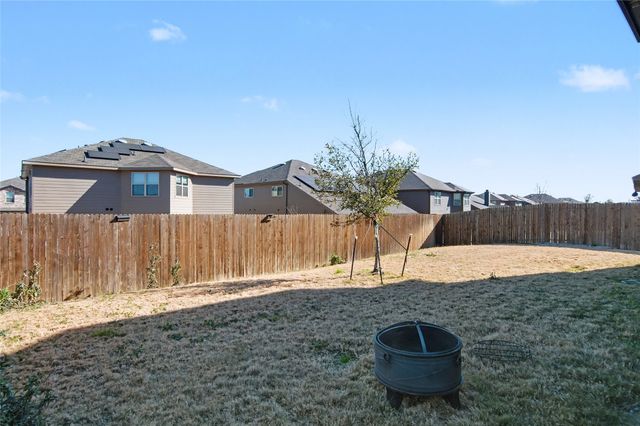 7912 Schooner Drive, Fort Worth, TX 76179