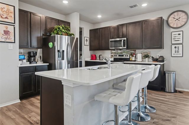 7912 Schooner Drive, Fort Worth, TX 76179