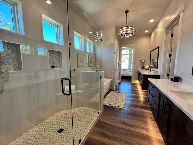 106 Golden Harvest, Horseshoe Bay, TX 78657