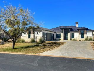 106 Golden Harvest, Horseshoe Bay, TX 78657
