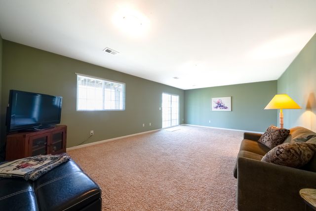 2498 E Turning Leaf Way, Fruitport Twp, MI 49415