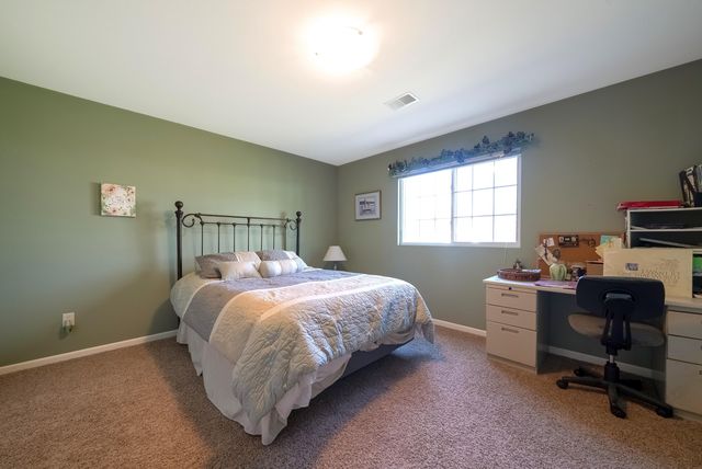 2498 E Turning Leaf Way, Fruitport Twp, MI 49415