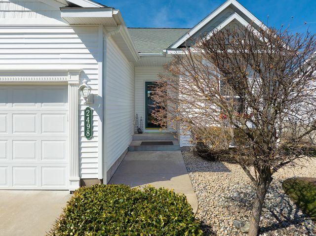 2498 E Turning Leaf Way, Fruitport Twp, MI 49415