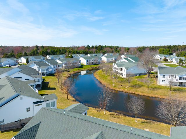 2498 E Turning Leaf Way, Fruitport Twp, MI 49415