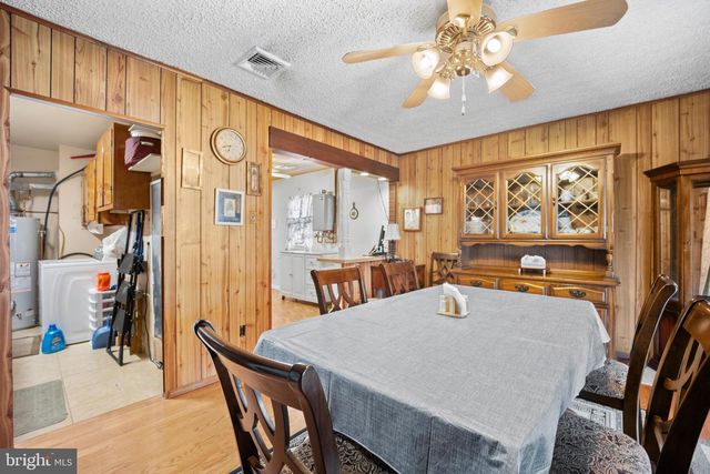 2836 WINDSOR DR, Bensalem, PA 19020