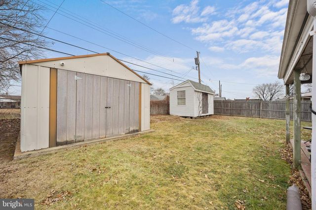 2836 WINDSOR DR, Bensalem, PA 19020