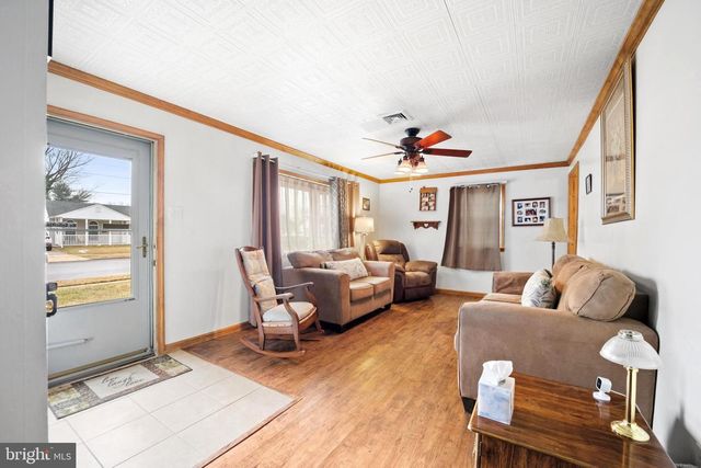 2836 WINDSOR DR, Bensalem, PA 19020