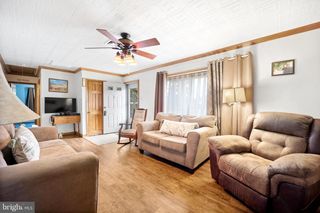 2836 WINDSOR DR, Bensalem, PA 19020