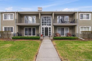 1115 N Old Woodward Avenue 66, Birmingham, MI 48009