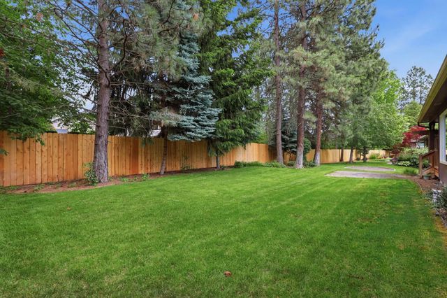 1511 E 54th Ln, Spokane, WA 99223
