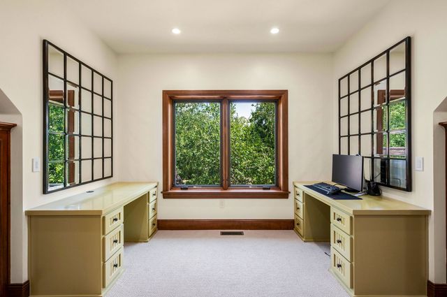 5707 Bay Shore Drive, Sturgeon Bay, WI 54235