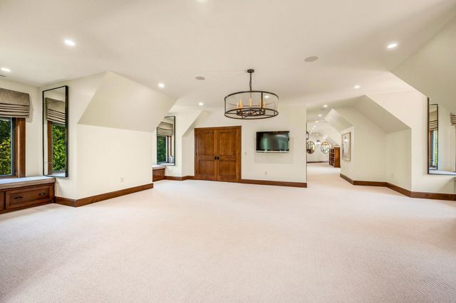 5707 Bay Shore Drive, Sturgeon Bay, WI 54235