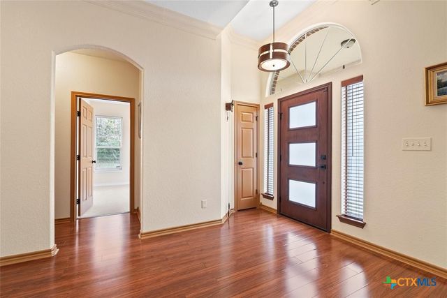 330 Arbors Circle, Elgin, TX 78621