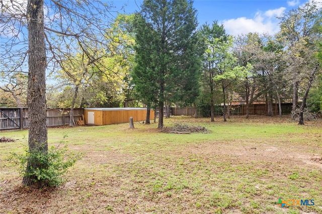 330 Arbors Circle, Elgin, TX 78621