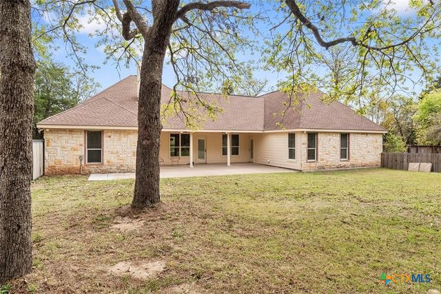 330 Arbors Circle, Elgin, TX 78621